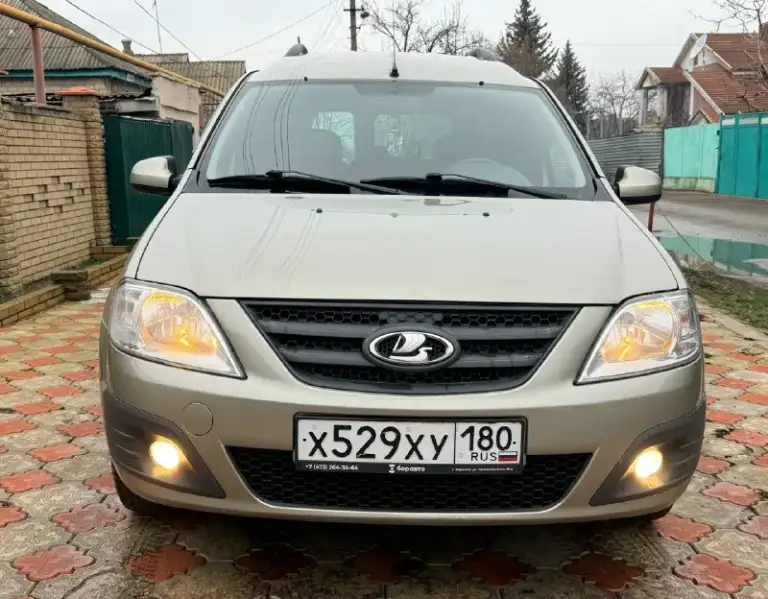Продам ваз largus fl 2020 года выпуска мотор 1.6 106лс механика я собственник покупал в автосалоне пробег 51000т родной авто без единой крашеной детали как с завода так и есть еще не разу не снималась запаска родные колеса в комплекте на которых шла с салона авто в максимальной комплектации есть все для комфорта мотор веста полный электро пакет 4 секло подемника электро зеркала подогрев сидений зеркал кондиционер мультимедиа renault 6 динамиков esp abs усилитель руля 4 подушки безопасности парктроники литые диски туманки рейлинги сигнализация starlain с авто запуском лигулеровка сидений в разных плоскостях и многое другое цена 1200000 торг +79494812911
📞 Звоните: +7(949)4812911 - фотография - 1