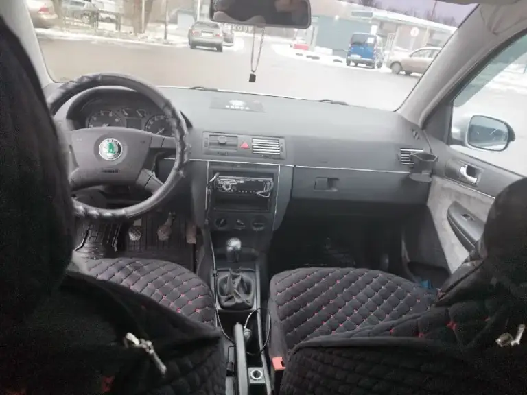 Продам skoda фабия 1 поколения 2002г. В, 1.4 16 кл. (101 л. С. ), ходовая, коробка, двигатель работает идеально. Комплект резины зима-лето. ( зима на штампах, лето на дисках) учёт постоянный 180, на мне. Только с переоформлением в мрэо. Макеевка, центр. Цена 550 тыс. Руб. Телефон +79493779402, там же телеграм
📞 Звоните: +7(949)3779402 - фотография - 5