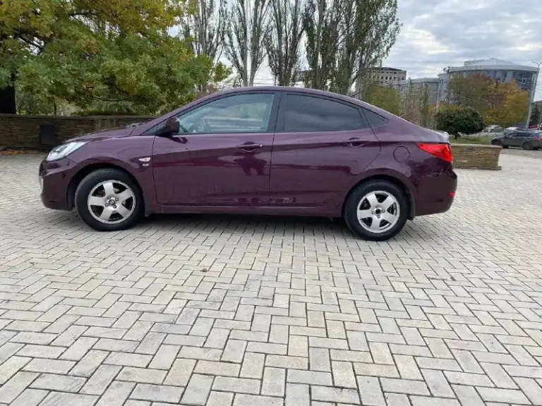 Продам семейную, надежную машинку hyundai солярис 2014год в максимальной комплектации мотор 1.6 коробка автомат, пробег 170 родной, цена 990₽ состояние идеальное, обслужена вся, не бита не крашена, делать ни чего не надо вся обслужена до мелочей, подогревы всего, сидений, руля стекол, сигнализация, кондиционер, стеклоподъемники, на авто работает все, ходовая как мячик не стучит не скрепит, замена масла в рулевой рейке, цепь поменяна, мотор работает идеально, тихо без посторонних звуков, коробка переключает отлично, все вопросы по тел +79493489143 макеевка, торг
📞 Звоните: +7(949)3489143 - фотография - 5