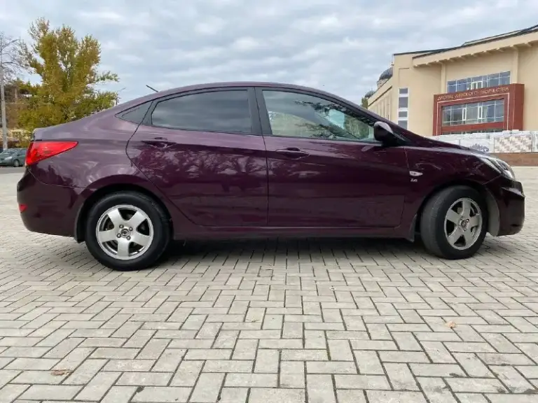 Продам семейную, надежную машинку hyundai солярис 2014год в максимальной комплектации мотор 1.6 коробка автомат, пробег 170 родной, цена 990₽ состояние идеальное, обслужена вся, не бита не крашена, делать ни чего не надо вся обслужена до мелочей, подогревы всего, сидений, руля стекол, сигнализация, кондиционер, стеклоподъемники, на авто работает все, ходовая как мячик не стучит не скрепит, замена масла в рулевой рейке, цепь поменяна, мотор работает идеально, тихо без посторонних звуков, коробка переключает отлично, все вопросы по тел +79493489143 макеевка, торг
📞 Звоните: +7(949)3489143 - фотография - 7