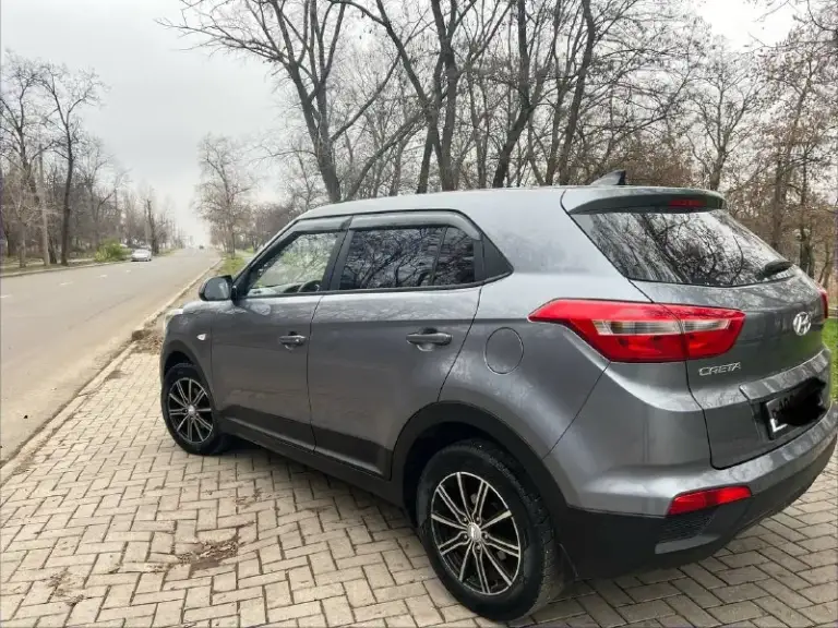 Hyundai creta 2016 года выпуска пробег 140 000 км родной не смотан двигатель 1.6 коробка автомат кузов весь в родном окрасе любые проверки по двигателю и коробке без нареканий использовалась одним собственником с салона сигнализация с автозапуском два ключа резина зима +лето все остальные вопросы по телефону цена 1 мл 600тысяч +79495205972 - фотография - 3