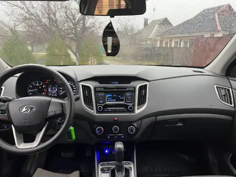 Hyundai creta 2016 года выпуска пробег 140 000 км родной не смотан двигатель 1.6 коробка автомат кузов весь в родном окрасе любые проверки по двигателю и коробке без нареканий использовалась одним собственником с салона сигнализация с автозапуском два ключа резина зима +лето все остальные вопросы по телефону цена 1 мл 600тысяч +79495205972 - фотография - 8