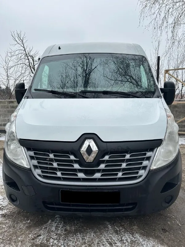 Продам свой бус renault master 3, 2017 года выпуска. В хорошем состоянии, без нареканий. Очень резвый и экономичный двигатель 2.3dci 1турбина, обслуживаю вовремя, нареканий нет, заводится с пол-оборота. Ориг. Пробег 357тыс. Км.
Сел поехал.
Стоит хорошая дорогая музыка с дорогими динамиками герц (в дверях и сзади) с блютуз-ом.
Продажа срочная! Цена отличная. 1.375.000 руб. Донецк. Звоните:+79495058580 - фотография - 1