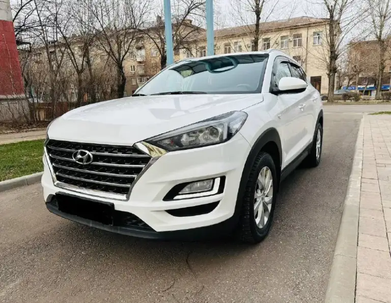 ‼️Продам hyundai tucson‼️
Конец 2019г|первая постановка на учет 2020г!
Мотор 2.0 бензин
Полный привод 4х4
Коробка автомат работает идеально!!
Двигатель без посторонних звуков!
Подогрев сидений перед зад
Подогрев руля
Климат контроль двухзонный
Круиз контроль
Адаптивный поворотный свет
Сигнализация с автозапуском
Стекла все родные
Резина зима
Диски новые!
Мульте медиа
Мульте руль
Камера заднего вида
Авто без вложений!!
Птс оригинал 1 хозяин
Переоформление без проблем
Цена:2.100.000₽
☎️Все вопросы по телефону:+79591677371 - фотография - 3