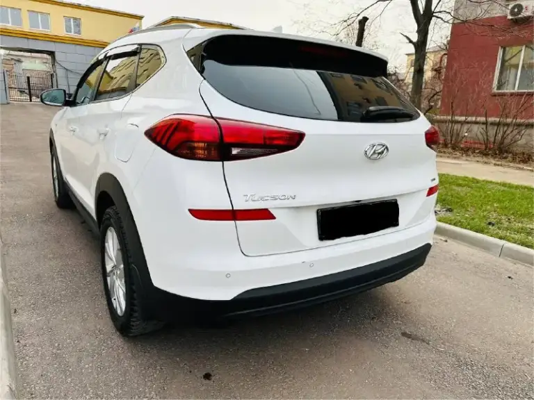 ‼️Продам hyundai tucson‼️
Конец 2019г|первая постановка на учет 2020г!
Мотор 2.0 бензин
Полный привод 4х4
Коробка автомат работает идеально!!
Двигатель без посторонних звуков!
Подогрев сидений перед зад
Подогрев руля
Климат контроль двухзонный
Круиз контроль
Адаптивный поворотный свет
Сигнализация с автозапуском
Стекла все родные
Резина зима
Диски новые!
Мульте медиа
Мульте руль
Камера заднего вида
Авто без вложений!!
Птс оригинал 1 хозяин
Переоформление без проблем
Цена:2.100.000₽
☎️Все вопросы по телефону:+79591677371 - фотография - 4
