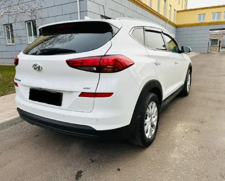 ‼️Продам hyundai tucson‼️
Конец 2019г|первая постановка на учет 2020г!
Мотор 2.0 бензин
Полный привод 4х4
Коробка автомат работает идеально!!
Двигатель без посторонних звуков!
Подогрев сидений перед зад
Подогрев руля
Климат контроль двухзонный
Круиз контроль
Адаптивный поворотный свет
Сигнализация с автозапуском
Стекла все родные
Резина зима
Диски новые!
Мульте медиа
Мульте руль
Камера заднего вида
Авто без вложений!!
Птс оригинал 1 хозяин
Переоформление без проблем
Цена:2.100.000₽
☎️Все вопросы по телефону:+79591677371 - фотография - 6