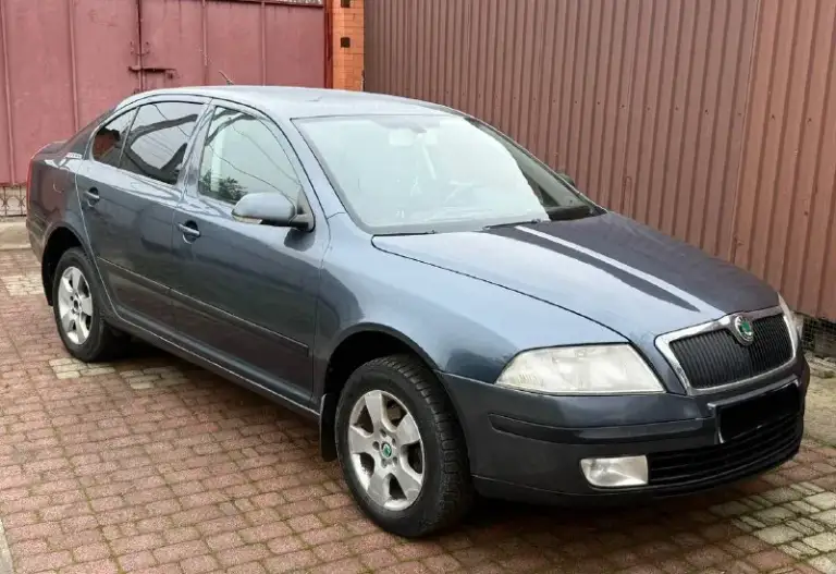 Шкода октавиа а5
2008 Года выпуска
3 Владельца птс оригинал
Мотор 1.6 коробка автомат
По документам полный порядок
По кузову также все в порядке как на фото без рыжиков и прочего
Технически без нариканий
Дно пороги стаканы целые
Все вопросы по телефону
Номер для связи +7 919 896 5615
Также телеграмм +7 919 896 5615
💰Цена 600.000 тысяч рублей - фотография - 2