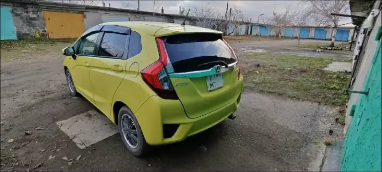 ⚡Продам срочно!!!⚡ 💥по низу рынка❗💥 💫honda fit 2014 год, 1,5 бензин (гибрид), автомат, передний привод, 195 тыс пробег. Авто в отличном состоянии, чистокровный японец, в машине работает всё! ✅климат, без ключевой доступ, старт/стоп, 4эл. Стеклоподъёмника, мультируль, головное устройство android с навигацией, режим eko, 2 ключа, свежая резина на дисках. ✅выглядит очень хорошо, салон не затертый, кузов без рыжиков. Очень динамичный и экономичный авто, расход по паспорту 3л/100, разгон 8,4 сек. 🚀 переоформление без проблем, могу присутствовать в мрэо. Цена 850тыс. Руб. Хорошим людям, хороший торг. Тел: +79496849154
📞 Звоните: +7(949)6849154 - фотография - 2