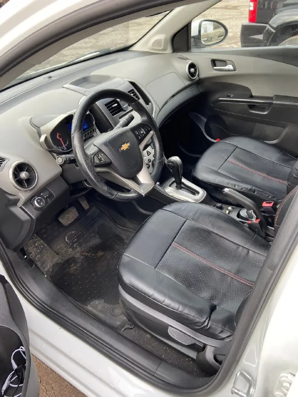 Продам chevrolet авео, 2013 год 1.6 (обычный надежный гидротрансформатор)
Максимальная комплектация.
Обслужена, масла, фильтра и тд. Поменяны.
Авто свет, круиз контроль, авто запуск с брелка, подогревы, новая зимняя резина на шипах.
Телефон +79591272516
Телеграмм на этом же телефоне.
Г. Стаханов 650т. Р.
📞 Звоните: +7(959)1272516 - фотография - 6