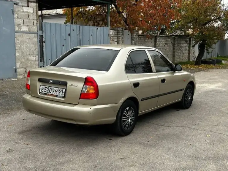 Продам hyundai accent:
- 2006 Года выпуска;
- Родной пробег 212000 километров;
- 1 Хозяин;
- Весь в родном окрасе;
- 5-Ступенчатая мкпп;
- 1.5 16 Клапанный двигатель g4ec;
Комплектация мт1:
— Гур;
— Кондиционер;
— Обогрев заднего стекла;

По машине есть не значительные моменты по лкп, это вздутия и рыжики на задних арках, без дыр! Не большие царапины по бамперам, не критично, трещинка на лобовом стекле. Стекла в круг родные кроме лобового, авто без, дтп родной окрас, по двигателю и коробке никаких нареканий нет, не дымит, не троит, не стучит, полностью обслужен и готов к эксплуатации. Кондиционер заправлен, холодит, все функции авто рабочие. Ходовая и днище в отличнейшем состоянии, по технике в идеальном состоянии.

🙎🏻‍♂️ @Daparts180
📞 +79497427681 Данил
Цена 440.000 торг у капота. - фотография - 4