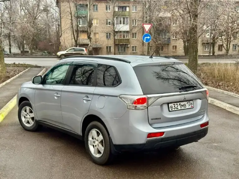 ❗️❗️❗️Срочно❗️❗️❗️
Mitsubishi outlander
2012 Г. В.
✅Двигатель 2.4
✅Коробка вариатор
✅Авто в хорошем состоянии. ✅кожаный салон, электрорегулировки сидений, мультируль, подогревы сидений, мультимедиа, камера заднего вида, круиз контроль, датчик дождя, света.
Цена 1050000т. Р.
📞📞☎️+79494009366
📲 Tg: @vladislav511511
📞 Звоните: +7(949)4009366 - фотография - 6