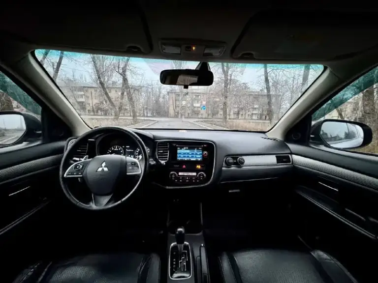 ❗️❗️❗️Срочно❗️❗️❗️
Mitsubishi outlander
2012 Г. В.
✅Двигатель 2.4
✅Коробка вариатор
✅Авто в хорошем состоянии. ✅кожаный салон, электрорегулировки сидений, мультируль, подогревы сидений, мультимедиа, камера заднего вида, круиз контроль, датчик дождя, света.
Цена 1050000т. Р.
📞📞☎️+79494009366
📲 Tg: @vladislav511511
📞 Звоните: +7(949)4009366 - фотография - 7