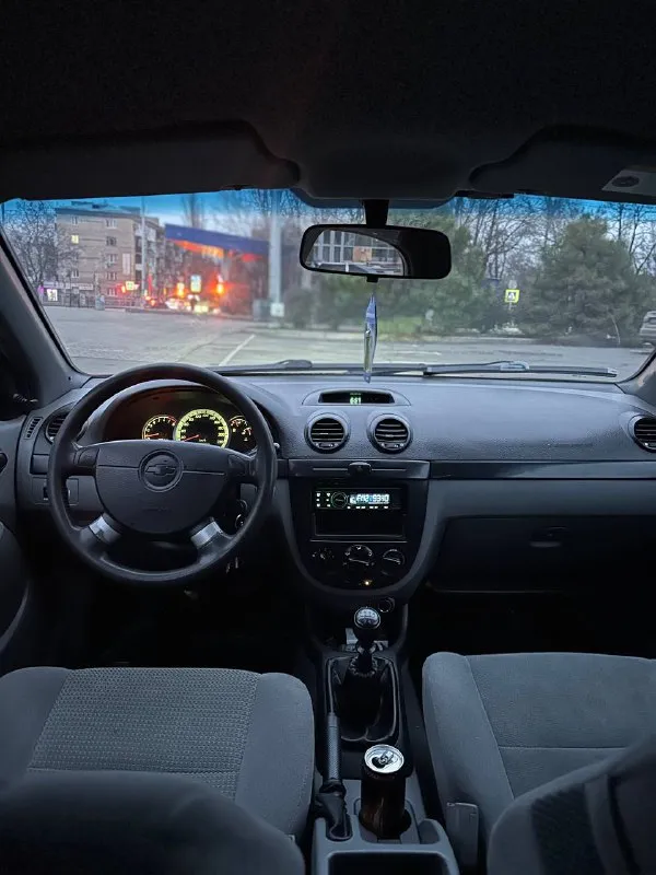 Продам chevrolet lacetti корейская сборка!
2005 Г. В.
На полном ходу!
Двигатель 1.4 бензин, мкпп
Пробег: 209 тыс
Гур, электростеклоподъемники, кондиционер, сигнализация, 2 ключа.
С документами порядок, постоянный рф учет.
Цена: 385 тыс рублей
Г. Донецк
+79493690225 - фотография - 6
