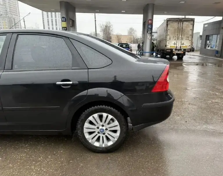 Ford focus ( ford фокус)2.0 mt, 2007, 249 000 км 2 собственника. Надежный цепной мотор, работает отлично, не дымит, без ошибок. Коробка и ходовая в отличном состоянии. По кузову выглядит отлично, пороги и днище целые кондиционер работает. Магнитола с bluetooth и usb. Сигнализация starline c автозапуском, работает. Abs бортовой компъютер. Центральный замок. Электростеклоподъемники. Гидроусилитель руля. Противотуманные фары. Шипованная резина на литых дисках. Ухоженный и обслуженный автомобиль. По документам чистая без штрафов, запретов. Днр. Г. Енакиево цена 470 000 руб тел: +7 949 564 63 02
📞 Звоните: +7(949)5646302 - фотография - 2