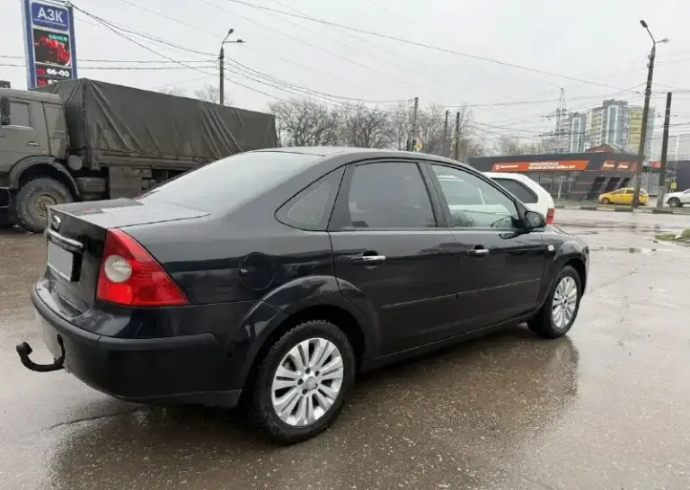 Ford focus ( ford фокус)2.0 mt, 2007, 249 000 км 2 собственника. Надежный цепной мотор, работает отлично, не дымит, без ошибок. Коробка и ходовая в отличном состоянии. По кузову выглядит отлично, пороги и днище целые кондиционер работает. Магнитола с bluetooth и usb. Сигнализация starline c автозапуском, работает. Abs бортовой компъютер. Центральный замок. Электростеклоподъемники. Гидроусилитель руля. Противотуманные фары. Шипованная резина на литых дисках. Ухоженный и обслуженный автомобиль. По документам чистая без штрафов, запретов. Днр. Г. Енакиево цена 470 000 руб тел: +7 949 564 63 02
📞 Звоните: +7(949)5646302 - фотография - 4