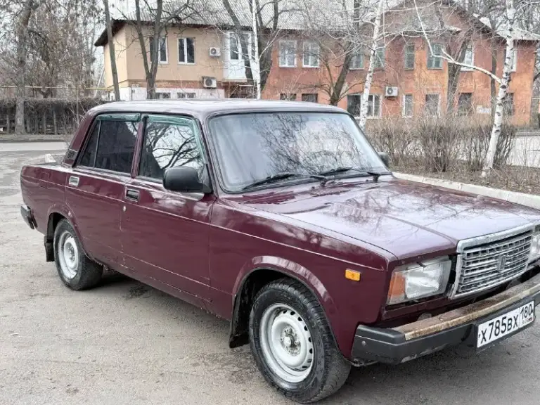 Ваз 2107 2008год инжектор 175т руб
Автомобиль местный покупался новым в донецке
Не гнилая
На отличном ходу
Коробка без нареканий!
Документы в порядке птс один хозяин
Донецк
До нового года цена
175.000Р
+79494143810
📲 Tg: н н
📞 Звоните: +7(949)4143810 - фотография - 3