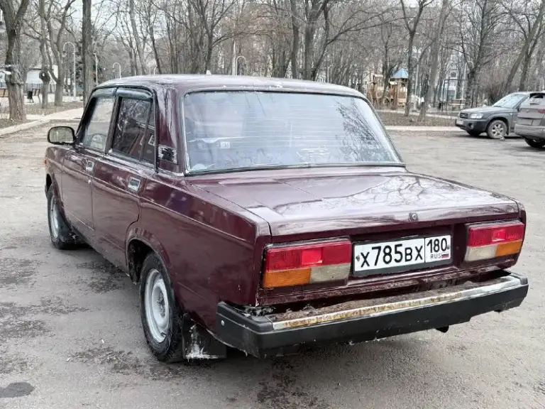 Ваз 2107 2008год инжектор 175т руб
Автомобиль местный покупался новым в донецке
Не гнилая
На отличном ходу
Коробка без нареканий!
Документы в порядке птс один хозяин
Донецк
До нового года цена
175.000Р
+79494143810
📲 Tg: н н
📞 Звоните: +7(949)4143810 - фотография - 5