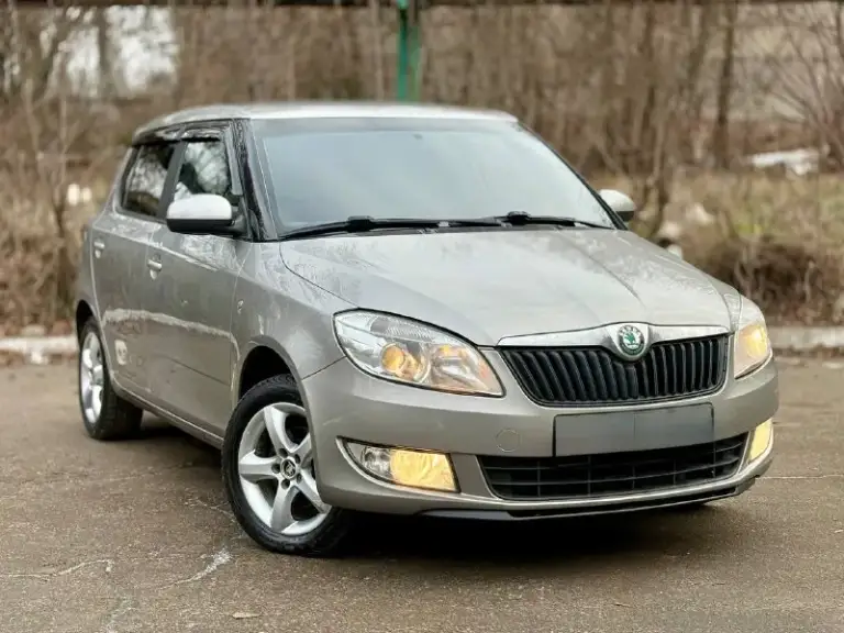 Skoda fabia ||
2012Г. Мотор 1.4
Коробка механика
По мотору и коробки
Нареканий нет
Комплектация
4 Стеклоподъемника
Кондиционер
Шумоизоляция
Сигнализация
Подогрев сидений
Штатная музыка
Aux bluetooth
Сабвуфер
Круиз
2 Ключа
Продажа через мрэо

Цена 660000

+79494165288 - фотография - 1