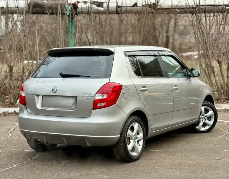 Skoda fabia ||
2012Г. Мотор 1.4
Коробка механика
По мотору и коробки
Нареканий нет
Комплектация
4 Стеклоподъемника
Кондиционер
Шумоизоляция
Сигнализация
Подогрев сидений
Штатная музыка
Aux bluetooth
Сабвуфер
Круиз
2 Ключа
Продажа через мрэо

Цена 660000

+79494165288 - фотография - 4
