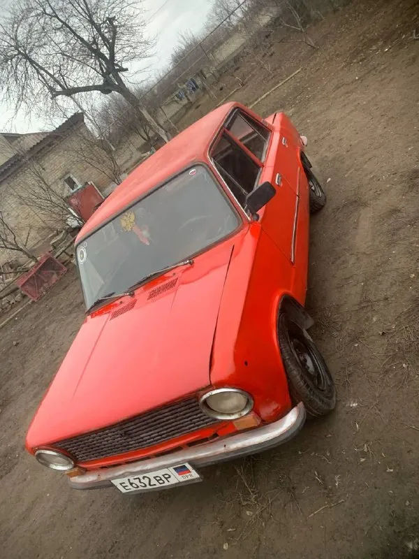Срочно продам ваз 2101 на полном ходу сел и поехал мотор коробка отлично вся целая все вопросы по телефону +79494092942. Или в л. С енакиево или обмен
📲 Tg: тема
📞 Звоните: +7(949)4092942 - фотография - 1