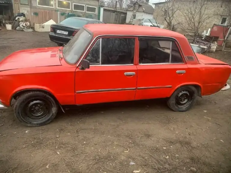 Срочно продам ваз 2101 на полном ходу сел и поехал мотор коробка отлично вся целая все вопросы по телефону +79494092942. Или в л. С енакиево или обмен
📲 Tg: тема
📞 Звоните: +7(949)4092942 - фотография - 5
