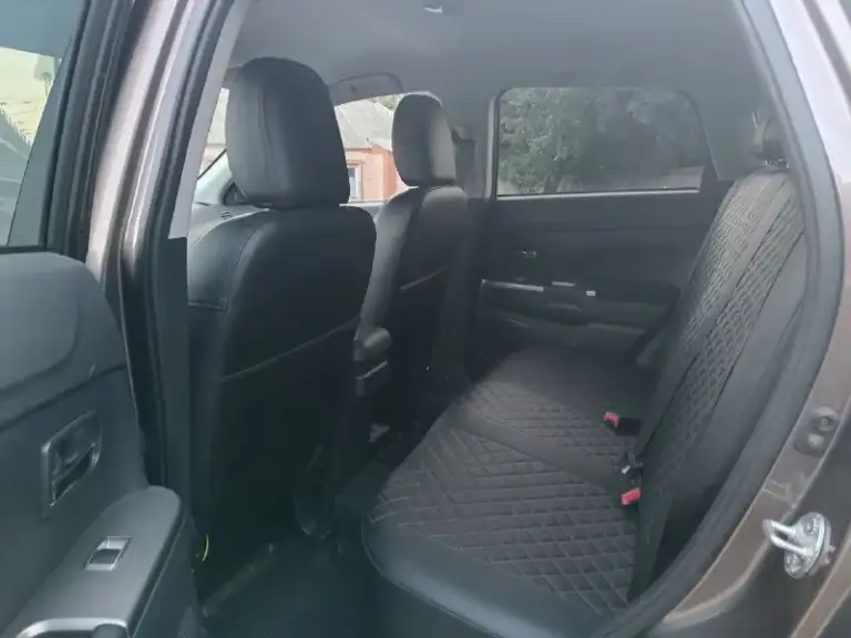 💵Цена 1.500.000 ₽🔥🔥🔥
Mitsubishi outlander sport
📅Год выпуска 2018
❤Двигатель 2.0 бензин
🐌Пробег 65000 миль (пробег реальный)
⚙Передний привод
Трансмиссия : # (есть спорт режим)
Электро усилитель руля
Электро стеклоподъёмники передние, задние
Электропривод зеркал
Обогрев заднего стекла, дворник.
Однозонный климат-контроль
Круиз контроль
Монитор 2din
Камера заднего вида
Мульти руль
Bluetooth, usb
Автосигнализация starline с автозапуском
Обработанное дно
Литые диски r18 на летней резине + зимняя резина
Чистый ухоженный салон
Автомобиль в хорошем состоянии.
С документами все в порядке, я хозяин.
☎Тел +7949-306-96-35
📲 Tg: @fedor1936
📞 Звоните: +7(949)3069635 - фотография - 5
