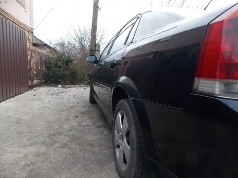 Цена 310 тыс. Рубл. Срочная продажа живой opel вектра 2003 года выпуска, на полном ходу, объем двигателя 1.8 куб. , документы в порядке. Причина продажи, покупался как подменный, в данный момент стоит без дела. Кузов в хорошем состоянии на "4", все таки 22 года автомобилю. Красить ничего не надо, цена дырявой приоры. Двигатель не дымит, ходовая, мкпп в порядке. Подробнее по телефону: +79490865284.место нахождения г. Иловайск
📞 Звоните: +7(949)0865284 - фотография - 4