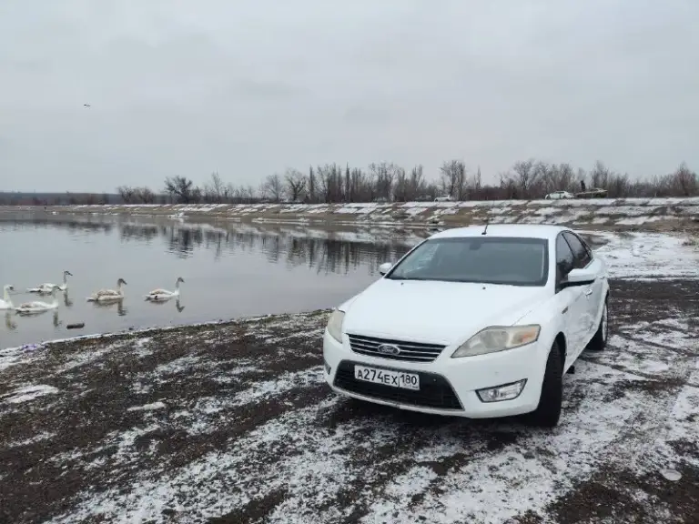 Продам ford mondeo 4, 2009 года выпуска, 2.3 двигатель duratec 161 л. С. , акпп 6 ступенчатая aisin tf-81sc, бельгийская сборка. Менее 1000 км назад менял акпп на контракт с пробегом 60к. Также были заменены 2 передних рычага, рулевые тяги, задние стойки стабилизатора, заменены подушки двигателя и акпп. Двигатель работает ровно, не троит, обороты не плавают, ошибок нет. Двухзонный климат, подогрев сидений, подогрев лобового. По кузову есть сколы, авто не новое. Кости целые, лкп в целом не плохо сохранилось. Срочных вложений не требует. Комплект лета в подарок, на сезон хватит. Я хозяин, авто на мне, езжу каждый день. Осмотр в донецке, на боссе. Любые проверки за ваш счёт. Цена 900 000. На недостатки скину. +79494814840
📲 Tg: @c_hania
📞 Звоните: +7(949)4814840 - фотография - 1