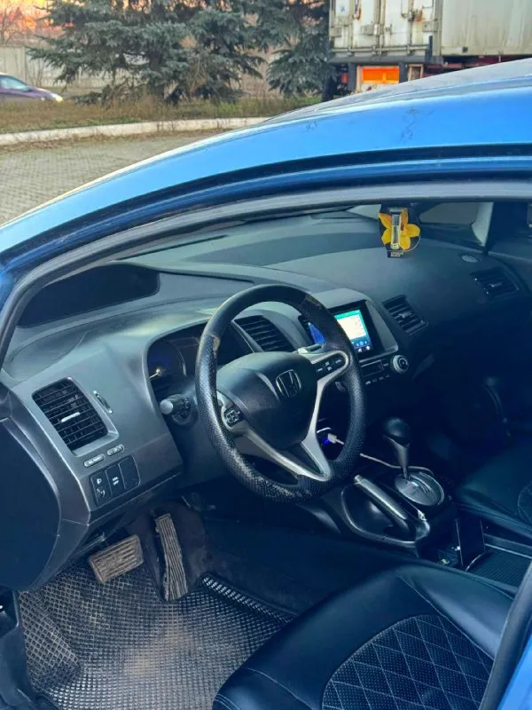 Honda civic 4d
2008 Год
1.8 Aisin
Пробег 300т
Машина на полном ходу вложений не требует, резина зима, работают все функции, мотор не дымит, коробка работает идеально, ходовую пересыпали недавно, документы в порядке, кузов без рыжиков и гнили, донецк киевский район, 670 тысяч торг уместен, обмен интересует, тел+79493152333
📞 Звоните: +7(949)3152333 - фотография - 9