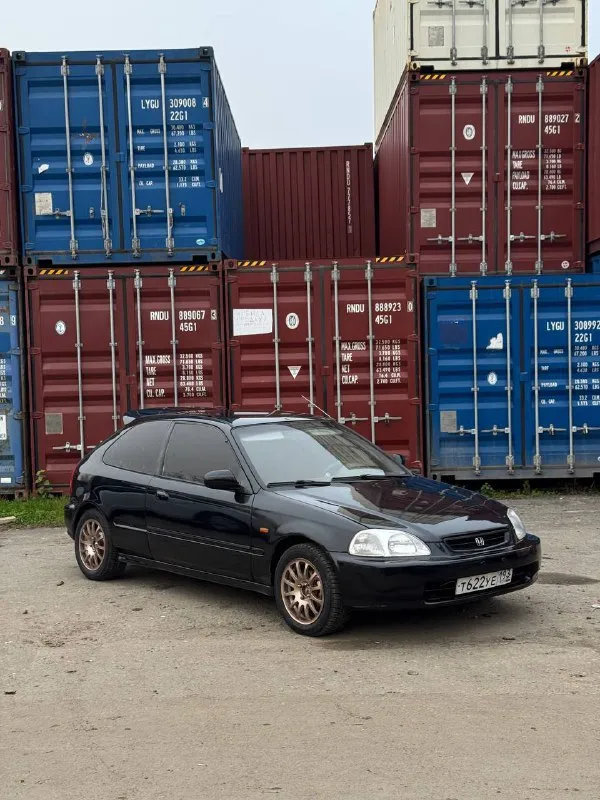 Продам honda civic vtec
Машина в хорошем состоянии, на полном ходу, без каких либо нареканий, на зимней резине.
Мотор d15b3stage 140 сил🔥
Машина реально едет, дарит невероятные эмоции.
Ни гнилая, ни ржавая, свеже крашенная. Мотор капиталился, пробег 10тыс км после капиталки. На учете, никаких проблем с переоформлением не будет.
Машина находится в донецке.
Цена:390.000
+79493421572
Или телеграмм @m9unek - фотография - 1