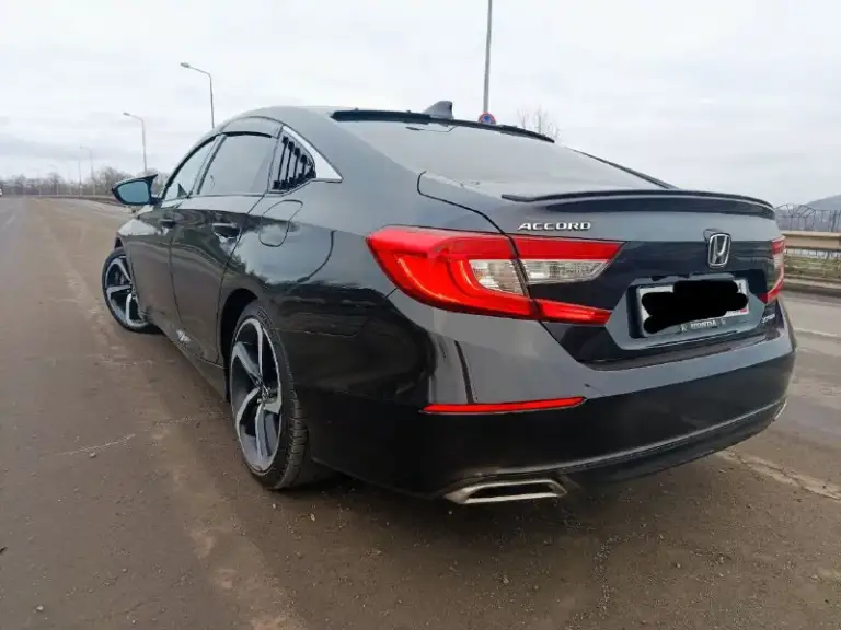 🚗 Продаётся honda accord x 1.5 turbo 🚗
📅 Год выпуска: 2020
⚙️ Двигатель: 1.5 turbo (194 л. С. ), бензин
⚙️ Кпп: автомат (cvt)
⛽️ Расход: от 7л/100 км
📍 Пробег: 78 000км
📌 Привод: передний
🪪 Птс: электронный / я владелец
💡 Комплектация:
— Адаптивный круиз-контроль, удержание полосы.
— Камера заднего вида
— Мультимедиа с carplay / android auto
— Комбинированый салон
— Двухзонный климат
— Амбиентная подсветка салона
⠀
✅ Машина в отличном состоянии, ничего делать не нужно, сел и поехал.
✅ Вся электроника работает
✅ Своевременное обслуживание, свежие масла и фильтра
✅ Готов к проверкам на любом сто
⠀
💰 Цена: 2.4 млн торг
📞 Звоните / пишите: +79493484338
📍 Осмотр: донецк/макеевка
📞 Звоните: +7(949)3484338 - фотография - 2