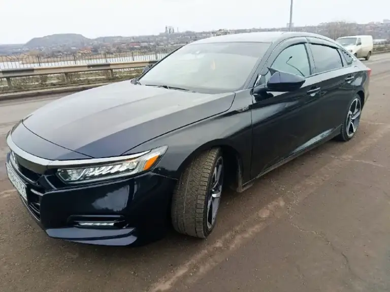 🚗 Продаётся honda accord x 1.5 turbo 🚗
📅 Год выпуска: 2020
⚙️ Двигатель: 1.5 turbo (194 л. С. ), бензин
⚙️ Кпп: автомат (cvt)
⛽️ Расход: от 7л/100 км
📍 Пробег: 78 000км
📌 Привод: передний
🪪 Птс: электронный / я владелец
💡 Комплектация:
— Адаптивный круиз-контроль, удержание полосы.
— Камера заднего вида
— Мультимедиа с carplay / android auto
— Комбинированый салон
— Двухзонный климат
— Амбиентная подсветка салона
⠀
✅ Машина в отличном состоянии, ничего делать не нужно, сел и поехал.
✅ Вся электроника работает
✅ Своевременное обслуживание, свежие масла и фильтра
✅ Готов к проверкам на любом сто
⠀
💰 Цена: 2.4 млн торг
📞 Звоните / пишите: +79493484338
📍 Осмотр: донецк/макеевка
📞 Звоните: +7(949)3484338 - фотография - 6