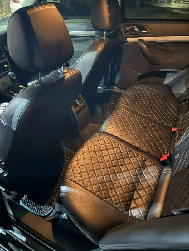 Обмен не интересует! Продам skoda октавия а5 рест в очень хорошем состоянии. 1.4 tsi, кпп механика 6-ти ступенчатая декабрь 2011 г. В. 3 владельца. Мотор работает идеально ровно, масло от замены до замены доливаю грамм 200 (6.000-7.000kм) не троит, не дымит. Едет очень бодро. Ходовая обслужена, без посторонних звуков. Кпп работает как положено. 4 электро стеклоподьёмника, подогревы передних сидений, кондиционер(заправлен летом, полностью исправен), штатные парктроники, led лампы в птф и ближнем. Датчик света, датчик дождя. Родной пробег 219.000, подтвержден автотекой. Два ключа, сервисная книга с первого дня использования. Продаю на 17х легкосплавах, летнюю резину также отдам. Любые проверки только приветствуются 850.000₽ торг +7 949 314 95 95
📞 Звоните: +7(949)3149595 - фотография - 6