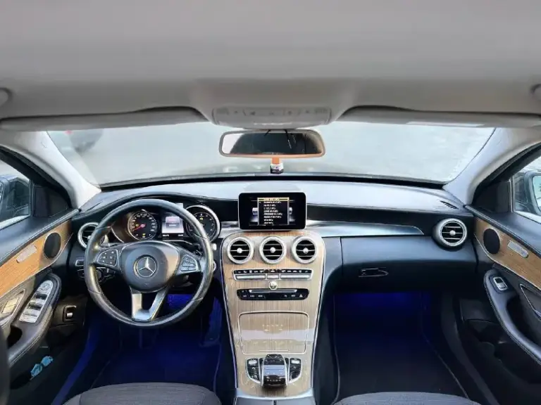 Продам mercedes 180 c class 2015 года. Куплен в 2016г, ключь авто официальный, европа в жирной комплектации. Сама выполняет парковку, комплектация элегант, весь в родной краске, действительно ухоженная машина. Любые проверки! Птс оригинал, автотека зелёная, обслужен полностью на официале, все документы имеются ✅ два ключа, сервисные книги. В общем состояние авто - идеальное! Цена 2🍋 реальным покупателям торг. Посмотреть машину можно в волновахе, также возможен обмен только на внедорожник не старше 2015г+79496274812 телеграм!!!
📞 Звоните: +7(949)6274812 - фотография - 7