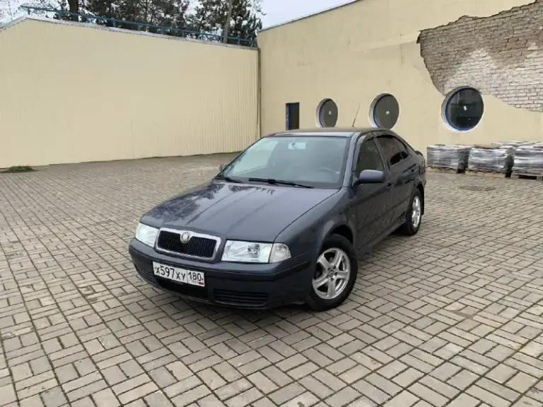 Skoda octavia tour 1.6
Год 2009
Пробег 206т родной
Все стёкла заводские
3 Хозяина
Автомобиль полностью обслужен
Все четыре стойки новые
Рычаги новые
Сцепление новые
Резина новая
Грм помпа всё свежее
Тормозная система также обслужена
Мотор работает идеально
Возможен обмен

В общем пишите звоните
+79496347909
Г. Мариуполь
Цена 600 срочно - фотография - 1