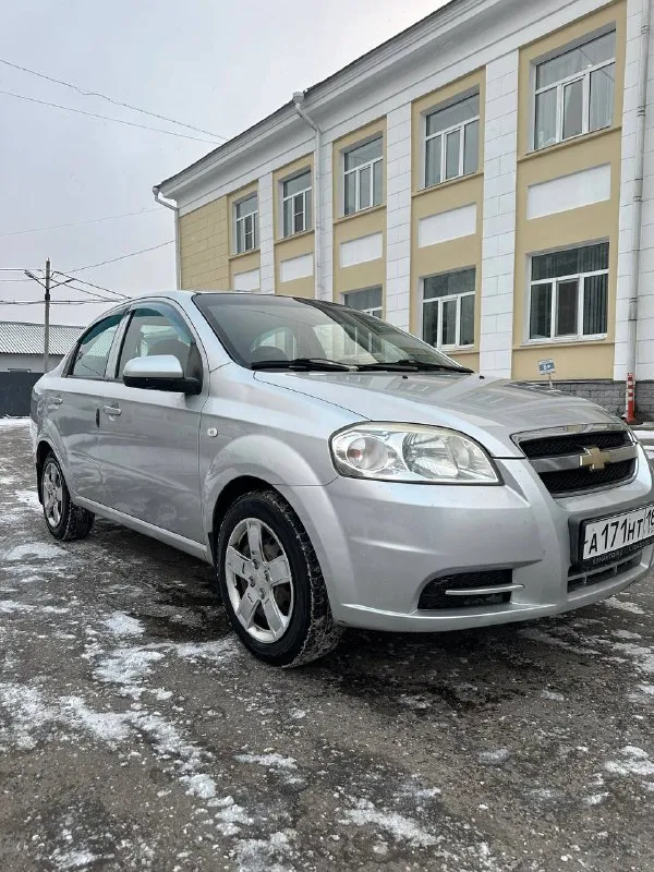 Продам chevrolet aveo
Продажа от собственника !
2011 Год родной пробег 200 тысяч. Я 3 хозяин.
Авто абсолютно вся обслужена и не требует никаких вложений и в ближайшее время не будет требовать.
Коробка передач механика работает в штатном режиме . Двигатель 1.4 работает как часы.
За всё время не было ни одного дтп автотека зеленая
Комплектация : кондиционер, автозапуск, гур, подушки безопасности, abs, эл. Стеклоподъемники, сигнализация с обратной связью.
Днище стаканы пороги ланжероны как новые.
Готов на любые проверки так как автомобиль реально без вложений.
Юридически чистая.
Авто на донецких номерах.
Продажа через мрэо.
2 Комплекта колес.
Осмотр г. Донецк
Цена : 410.000
Торг реальному покупателю.
+7(949)4935186
📲 Tg: vova
📞 Звоните: +7(949)4935186 - фотография - 2