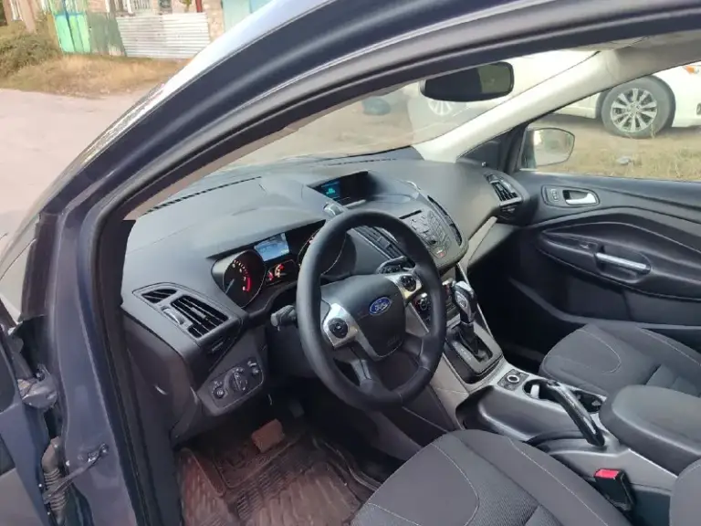 Продам ford kuga2 2014г, 1.6 экобуст, классический автомат, полный привод. 161 тысяч родного пробега. Машина в предмаксимальной комплектации. Двигатель, коробка, ходовая в отличном состоянии. Никаких вложений машина не требует сел и поехал. Сигнализация с автозапуском, 2 комплекта ключей. На 180 регионе я хозяин. То проходила своевременно по кузову полным порядок салон в отличном состоянии 10 из 10 масло не жрёт. Машина в дтп не участвовала машина на зимней шиповоной резине. Цена : 1450000 +7 949 373 68 54
📞 Звоните: +7(949)3736854 - фотография - 5