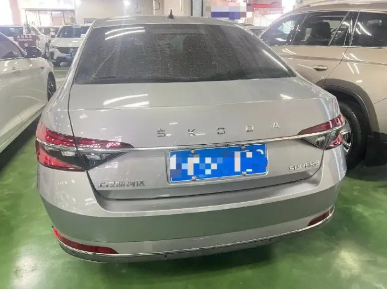 Skoda super b 🤩
2024/12 Года выпуска
Автомобиль находится в китае 🇨🇳 !
Цена под ключ в рф 🇷🇺 растаможкой, утиль сбором, эптс: 3.140.000🍋 по курсу 💵 на сегодняшний день.
Пригоняем за свои деньги❗️
Возможна покупка данного автомобиля в автокредит‼️
Пишите в лс.
• Двигатель: 1.4 150 л. С
• Пробег: 8000 тыс. Км 🔥
Привезем абсолютно любой автомобиль 🚗 под ваш бюджет 💰
🤙 Телефоны для связи:
+79495312545
📞 Звоните: +7(949)5312545 - фотография - 5