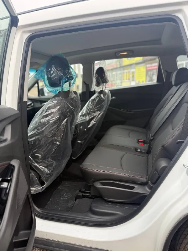 Продам совершенно новый 7 местный chevrolet orlando 2022 года выпуска. Автомобиль имеет бензиновый мотор 1.3 турбо и автоматическую коробку передач. Пробег автомобиля составляет 1000 км. Машина находится в макеевке, цена 2,5 🍋, по всем вопросам обращайтесь по телефону +7 949 405 0767, телеграмм и вотцап на этом же номере если буду не доступен
📞 Звоните: +7(949)4050767 - фотография - 8