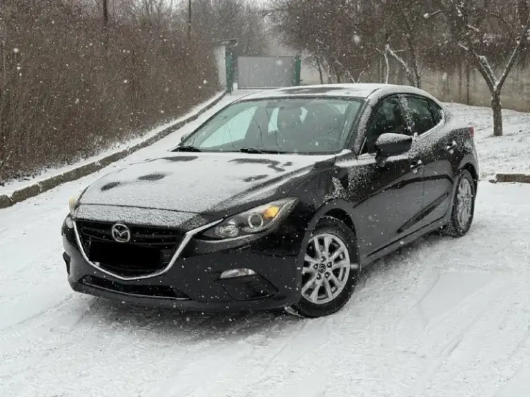 Mazda 3 (bm) 2013 года выпуска (куплена в 2014) двигатель - 1.6 at владельцы - 2 физ. Лица за все время родной пробег - 144.000 км автомобиль в заводском окрасе техника в идеальном состоянии. Ходовая без стуков и всего прочего, мотор на отлично, коробка работает шикарно. Заказ наряды на обслуживание имеются. Стоит сигнализация starline s96v2 c gps с автозапуском и приложением на телефоне, с возможностью удаленно заводить, глушить, открывать и тд. Стоит хорошая музыка, устанавливали в студии звука «медведь» с подключением сабвуфера и доп динамиков в штатные места. +7(949)535-80-99 цена: 1.270.000₽
📞 Звоните: +7(949)5358099 - фотография - 2
