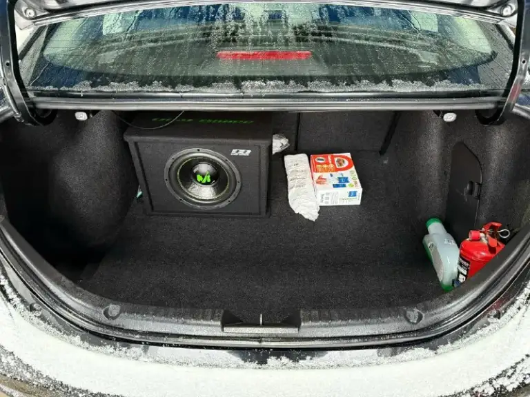 Mazda 3 (bm) 2013 года выпуска (куплена в 2014) двигатель - 1.6 at владельцы - 2 физ. Лица за все время родной пробег - 144.000 км автомобиль в заводском окрасе техника в идеальном состоянии. Ходовая без стуков и всего прочего, мотор на отлично, коробка работает шикарно. Заказ наряды на обслуживание имеются. Стоит сигнализация starline s96v2 c gps с автозапуском и приложением на телефоне, с возможностью удаленно заводить, глушить, открывать и тд. Стоит хорошая музыка, устанавливали в студии звука «медведь» с подключением сабвуфера и доп динамиков в штатные места. +7(949)535-80-99 цена: 1.270.000₽
📞 Звоните: +7(949)5358099 - фотография - 5