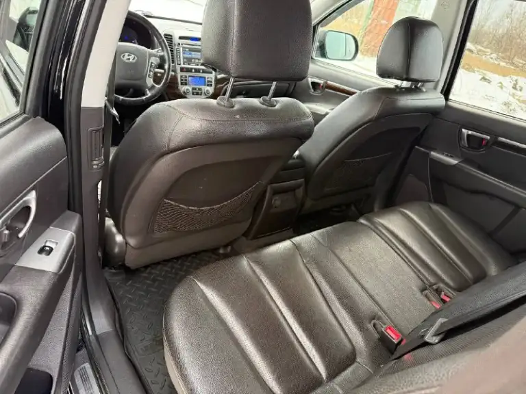 Продам hyundai santa fe
2.4 Бензин
Год выпуска 2012
Состояние идеальное.
Без вмятин царапин
И рыжиков
Сервисные книги.
2 Ключа
В родном окрасе
Кнопка star - stop
Без ключевой доступ
Вложений не требует!
Любое оформление!
Салон не затертый не порваный
Резина новая
Авто полностью обслужена до мелочей
Работает ровно.
Коробка переключает идеально
Климат контроль работает
Все жидкости заменены!
Стекла все родные
Каждая кнопка работает)
Цена 1.345₽
+7-949-794-46-27
Остольные вопросы по телефону
Звоните в любое время.
📲 Tg: евгений
📞 Звоните: +7(949)7944627 - фотография - 8