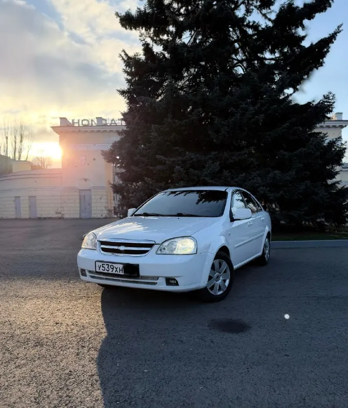 Продам седан🔥
🔥 Chevrolet lacetti🔥
•2012 Год
•Объем двигателя: 1.6, газ/бензин
•109 Л. С.
•Пробег: 168т.
•( Полноценный автомат)
Автомобиль для своих лет в безупречном состоянии. Всегда все обслуживалось вовремя! Весь в заводском окрасе, кроме бамперов. Кто ищет хозяйский, обслуженный автомобиль, то это тот самый вариант.
Машина продается в луганске
Цена: 770т. Руб.
Звоните: +79595089905!
📞 Звоните: +7(959)5089905 - фотография - 4