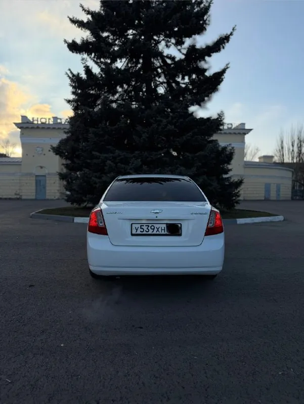 Продам седан🔥
🔥 Chevrolet lacetti🔥
•2012 Год
•Объем двигателя: 1.6, газ/бензин
•109 Л. С.
•Пробег: 168т.
•( Полноценный автомат)
Автомобиль для своих лет в безупречном состоянии. Всегда все обслуживалось вовремя! Весь в заводском окрасе, кроме бамперов. Кто ищет хозяйский, обслуженный автомобиль, то это тот самый вариант.
Машина продается в луганске
Цена: 770т. Руб.
Звоните: +79595089905!
📞 Звоните: +7(959)5089905 - фотография - 5