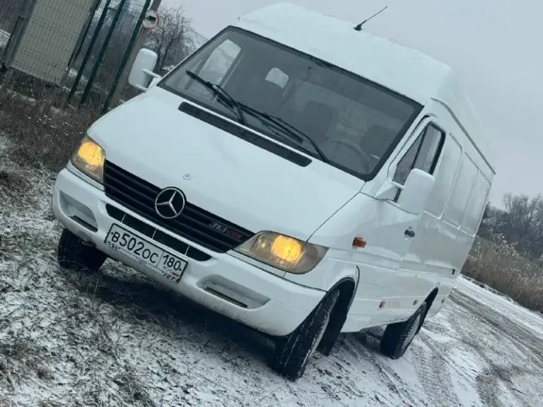 Mercedes-benz sprinter 2.2 грузовой фургон идеальное сочетание немецкой надежности, высокой грузоподьемности и современных технологий. Это автомобиль, на который можно положиться в любой ситуации-от городских маршрутов до дальних рейсов. Осмотр макеевка +7 949 693 56 41 цена 1.400.000₽
📞 Звоните: +7(949)6935641 - фотография - 7