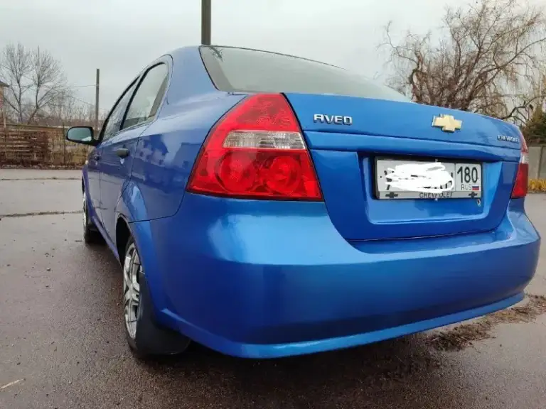 Здравствуйте продам chevrolet aveo 2009 года. Автомобиль в отличном состоянии не имеет ни рыжики ни коррозии днище пороги в идеальном состоянии. Мотор 1.5 пробег 190 тысяч родной. Автомобиль вся обслужена вся новая ходовая часть была недавно заменена рулевая рейка шаровая наконечники ремень ролики, масла фильтра новый аккумулятор кондиционер обслужил летом. Комплектация автомобиля кондиционер стеклоподъёмники гидроусилитель руля, подушка безопасности электро регулировки зеркал центральный замок сигнализация два ключа, сервисная книжка, магнитола pioneer, газ евро-4. В писан техпаспорт. Два комплекта резины оба на дисках. По документам полный порядок я собственник оформления через мрэо. Цена 520.000 тысяч российский рублей. Осмотр город донецк +79494491380
📞 Звоните: +7(949)4491380 - фотография - 3