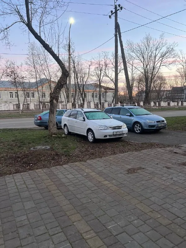 Продам chevrolet lacetti универсал 2011 г.1.6 бензин на механике
Цена 600 000₽ торг есть
Телефон для связи +7(949)5738657 сергей
+79250021931 Телеграмм воцап
Машина находится мариуполь левый берег роддом в продаже также есть ford фокус 2007 года на 2-х литровом моторе с в максимальной комплектации
📲 Tg: @sergeialeksanbrov
📞 Звоните: +7(949)5738657 - фотография - 1