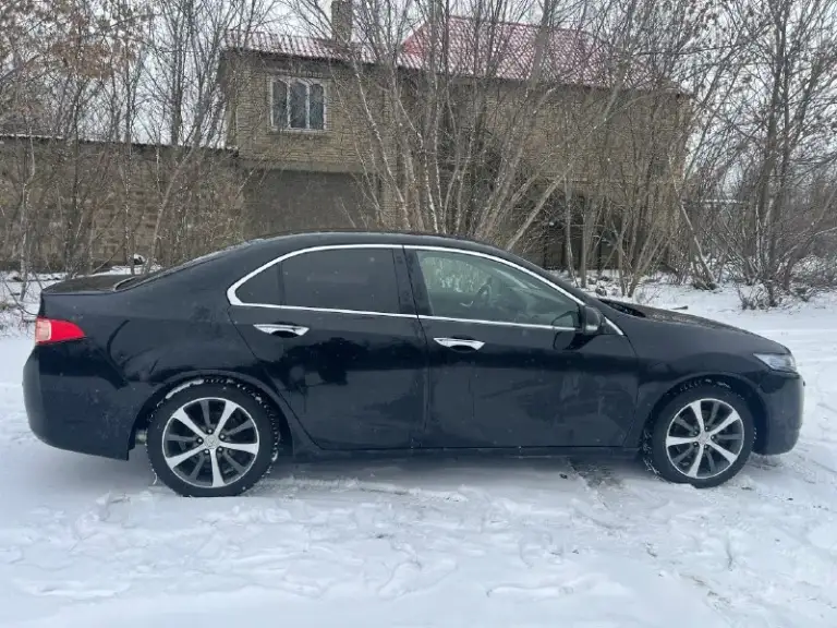 Продам honda accord 2012 г. В.
Рестайлинг!
Оригинальный пробег 221.000 км.
Двигатель 2.0л надёжный, экономичный, масло не ест ни грамма, не дымит.
Коробка автомат, работает штатно и плавно.
Кузов без гнили и ржавчины.
По ходовой автомобиль обслужен полностью, без посторонних звуков и не требует вложений.
Салон в идеальном состоянии, соответсвует пробегу.
Два заводских ключа, сервисная книга!
Сигнализация с автозапуском и управлением со смартфона.
Автомобиль полностью обслужен, денег на него не жалел, за машину не стыдно.
Юридически чистый автомобиль.
Цена 1.150.000₽
Осмотр г. Макеевка
+79494009981
+79490710021
✅Подписаться✅
📰Разместить объявление📰
📞 Звоните: +7(949)4009981 - фотография - 8