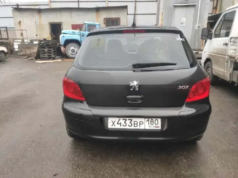 Продаеться peugeot 1.6 автомат 2007 года. Машина в хорошем состоянии на хорошеи шипованои резине. Кондер работает сигнализация с автозапуском. Хозяйка по техпаспорту цена360 т. Р. . Торг возле авто. +79496439718
📞 Звоните: +7(949)6439718 - фотография - 4
