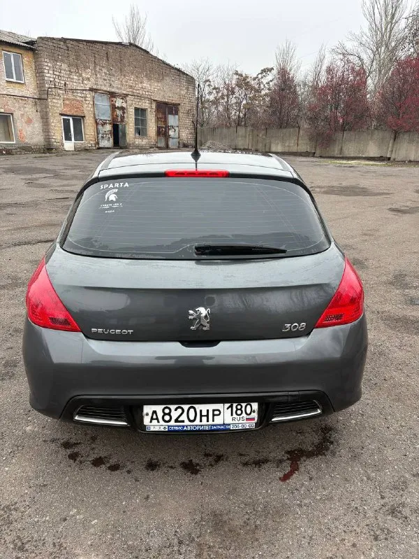 Peugeot 308, 2008 год выпуска, родной пробег 163000 тысячи, реальных 2 владельца по документам, я второй, до меня авто было 15 лет в одних руках, машина без дтп, с зеленой автотекой, по технической части все в идеале, проблем нет. Комплектация на панораме, двух зонный климат контроль, кондиционер, подогревы сидений, датчик света, дождя, сигнализация с автозапуском. Новая зимняя резина, проехала меньше 1000 км. Машина находится в донецке, цена 575000 тысяч символический торг у капота, авто без вложений
+79494951390
📲 Tg: @artemgukov1
📞 Звоните: +7(949)4951390 - фотография - 6